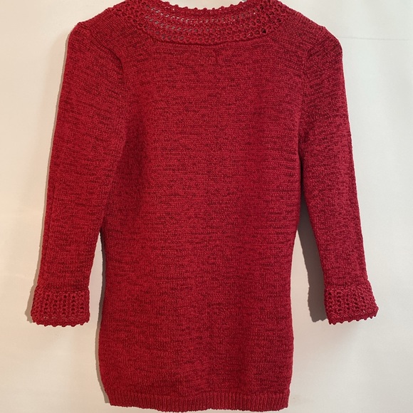 Nomi - Beautiful Red V-Neck Sweater. Size M - Picture 2 of 9
